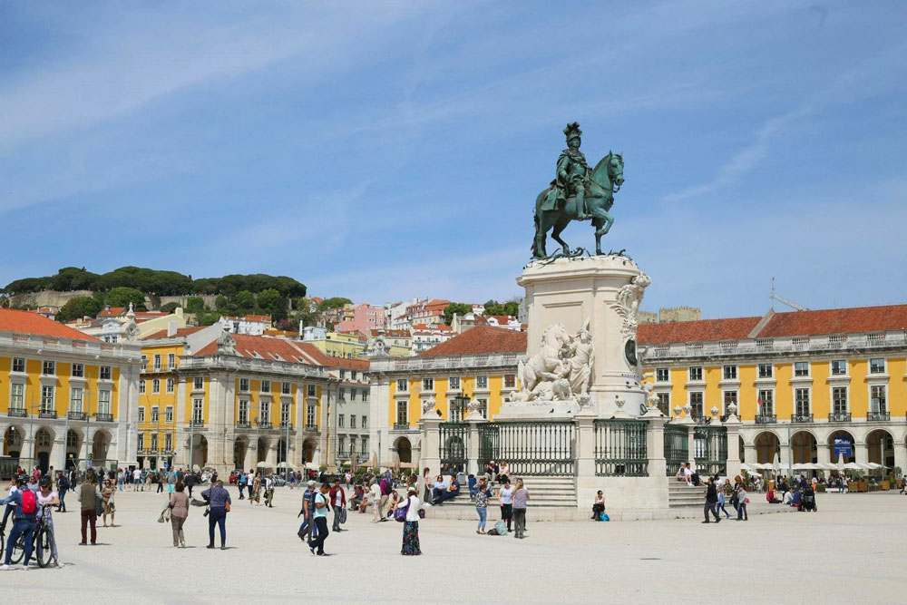 Cosa vedere a Lisbona in 1 giorno o in poche ore Pra&ccedil;a do Com&eacute;rcio