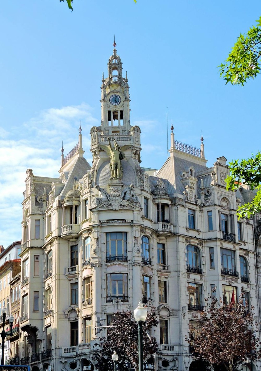 Cosa vedere a Porto in 2 giorni - Avenida dos Aliados